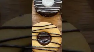 Decorating Christmas cookies❄️🍪 Как украсить Рождественское печенье.