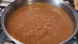Make gravy from turkey drippings EASY to make