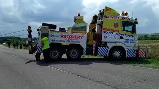 Изправяне на обърнато VOLVO със зърно до Гълъбово - 02.07.2021 г.