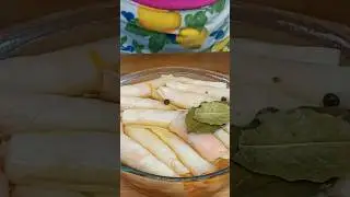 A head of cabbage and carrots! A million-dollar snack 🤗 
