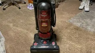 NOS Bissell Powerforce Bagless Turbo 6585