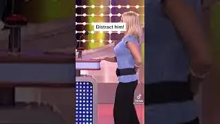 Isn't that your wife over there 🤔
