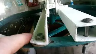 Установка электродвигателя от старой стиральной машины на медогонку.
