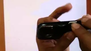 How to Insert sim card in motorola moto e
