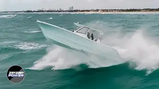 Boaters Run the Gauntlet in Palm Beach!