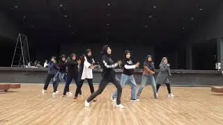 TWICE 