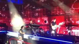 One Direction - Lego House Cover (Rose Bowl 9/11/14)