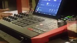 DROS909 BEATS - AKAI Mpc live performance (ft. Crystal Valentine) #beats