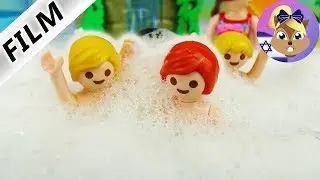 סרט פליימוביל - מסיבת קצף בפארק המים! עם מי ג׳וליאן ילך מכות?