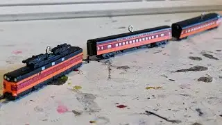 Hallmark 2023 Lionel Miniature Milwaukee road EP-2 (Lionel surprise at the end :3)