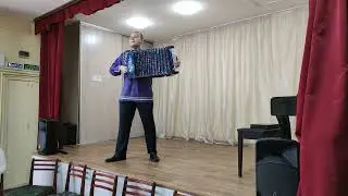 Выступление Павла Сивкова (гармонь) на фестивале 