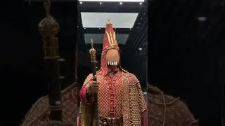 А как вы обычно называете наш Национальный музей?