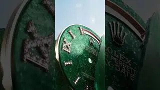Shimmer of excellence – the green aventurine dial