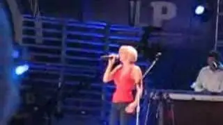Travelling Caz 14 - CMA Festival Day 4