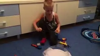 Как играть в Бейблейд beyblade