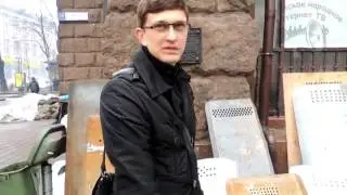 Луганский троль на Майдане!!!