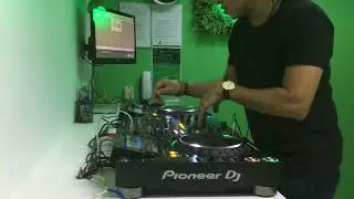 SL Complex - Breakthrough [Live Set]