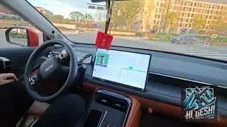 Автопилот с навигацией в автомобиле по городу