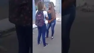 Meninas brigando na rua! #1