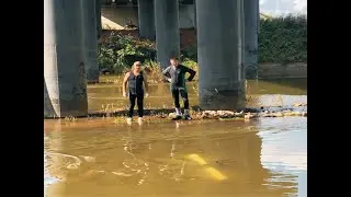 Микро ГЭС Акула в воде.