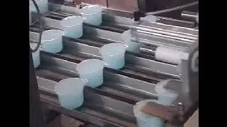 Фасовка йогуртов в стаканчики 200 шт/минуту