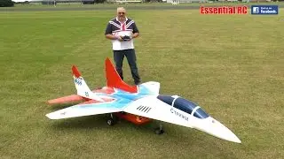 GIANT SCALE RC Mikoyan MiG-29 (2 jet engines): LMA Cosford Show 2016