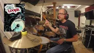 Hudson Music’s Joe Bergamini playing along with DG'z Loopz