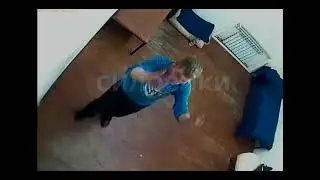 Футболист Иван Вшивков буянит в камере
