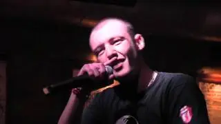PROTEST UNDR PARTY LIVE