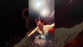 POV: YOU FLY DOWN FROM THE SKY AT UNVRS AND IT GOES FKN OFF !!! 🤣🛸