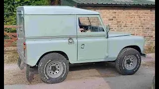 How to COACH PAINT a Classic Car at home | Landy SERIES 3.