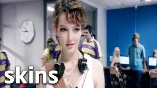Franky Wears Makeup To School | Skins