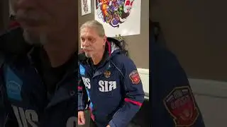 Привел ЖЕНУ и ПОЖАЛЕЛ