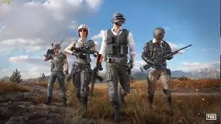 PUBG/Миник стреляет очередями и точно в цель всегда.