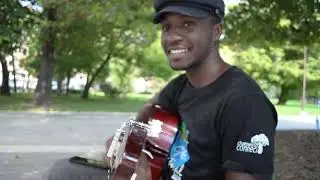 Street performing - Hello Cover by Adelle