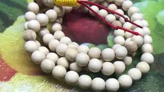 Чётки из яблони, 108 бусин, d~8 мм, L~45 см, центральная бусина из 