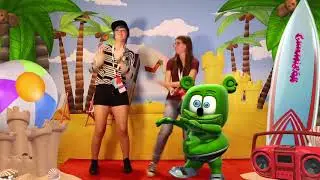 VIDCON 2016 Gummibär Moves Like Jagger Roll 2 The Gummy Bear