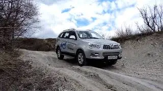Mitsubishi Pajero 4 против Foton Sauvana