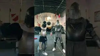 Strój ważył z 25kg a  i tak z historii pała 😅