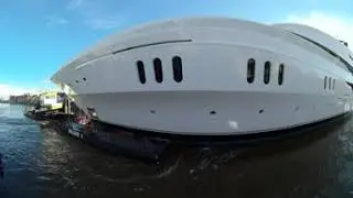 Feadship "My Vanish" door de Rijn in Alphen aan den Rijn 360º