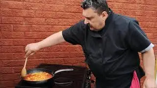Ciuperci umplute cu ou si sos rosu (mushroom shakshuka)