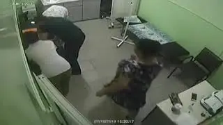 Врач спасает жизнь ребенку  Ташкент