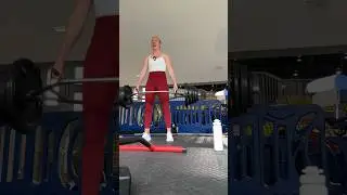 Talking myself into a PR Deadlift! 😂💪 