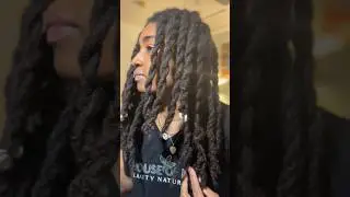 Effortless Two-strand Twist Out On 