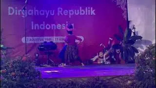 Jaipong cilik goyang karawang