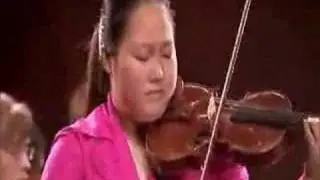 15 year old violinist plays Leclair