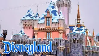 Christmas Decorations, Roger Rabbit & Bayou Country - Halloween Walkthrough with Rides at Disneyland