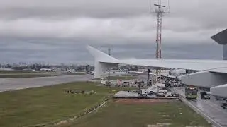 Emirates A380 pousando em Guarulhos