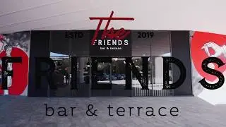 Friends bar