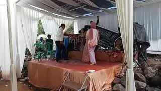 dayuni bergoyang